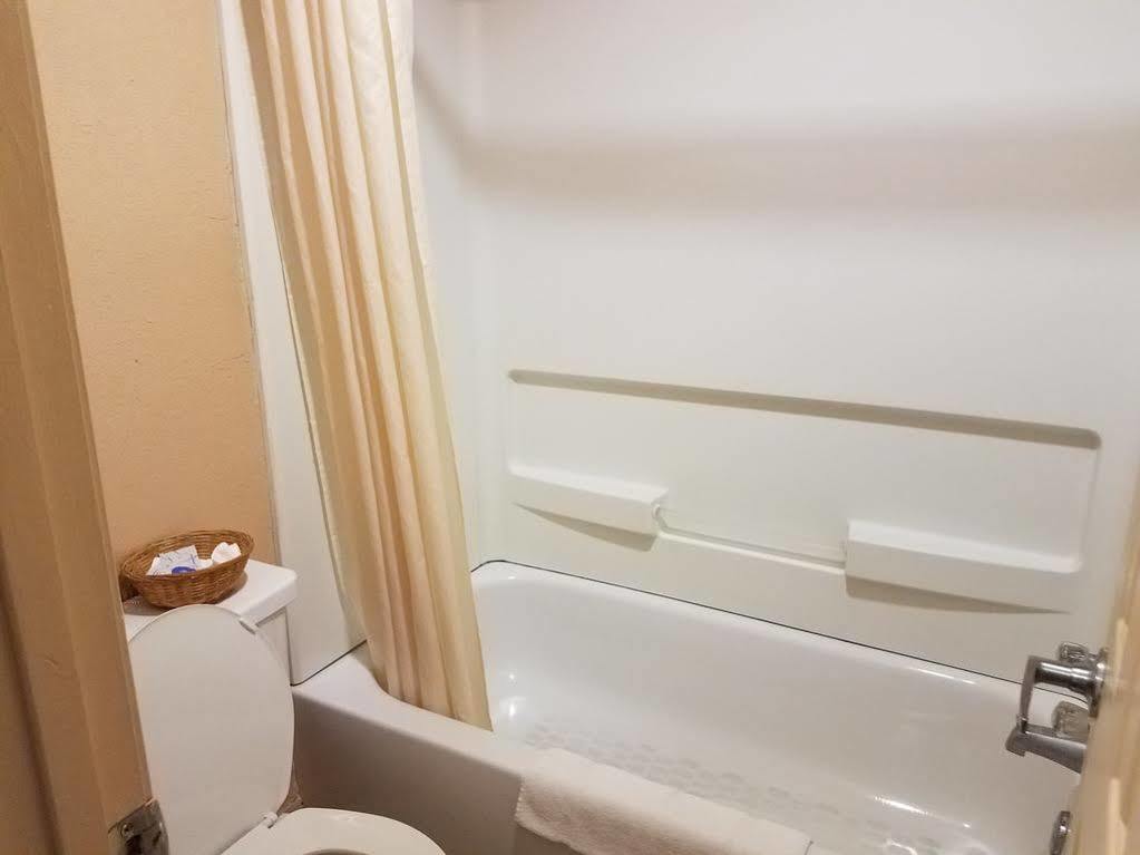 Oyo Hotel Гроесбек Екстер'єр фото